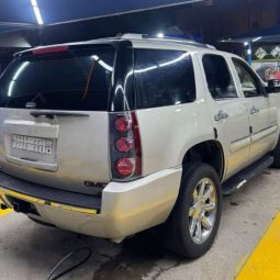 
										GMC Yukon Denali موديل 2008 full									