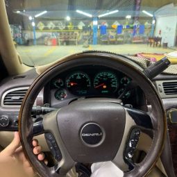 
										GMC Yukon Denali موديل 2008 full									