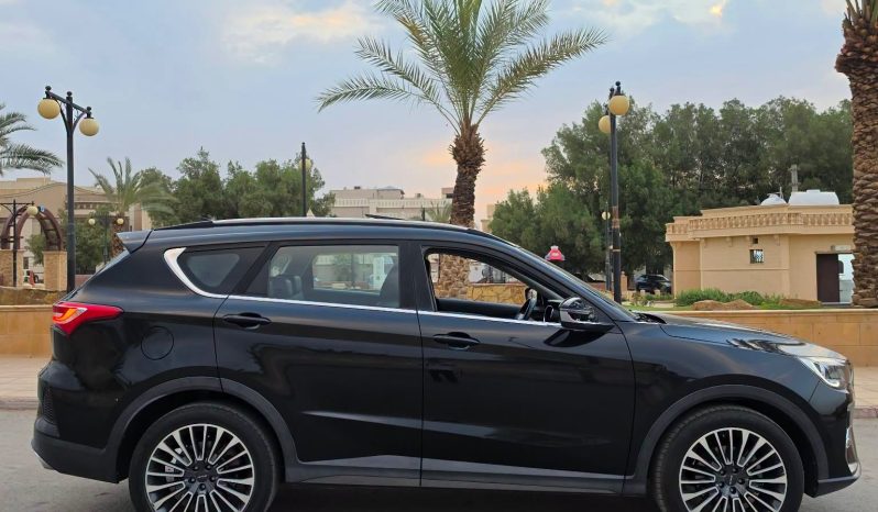 
								Jetour X70 فئة Comfort 2023 full									