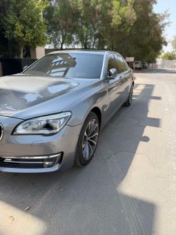 
										حراج جدة بي ام دبليو  730Li full									