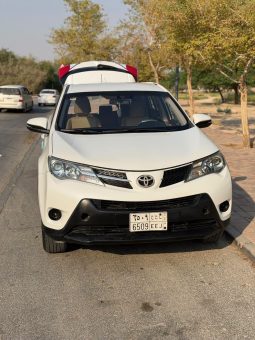 
										سيارة Toyota RAV4 2015 full									