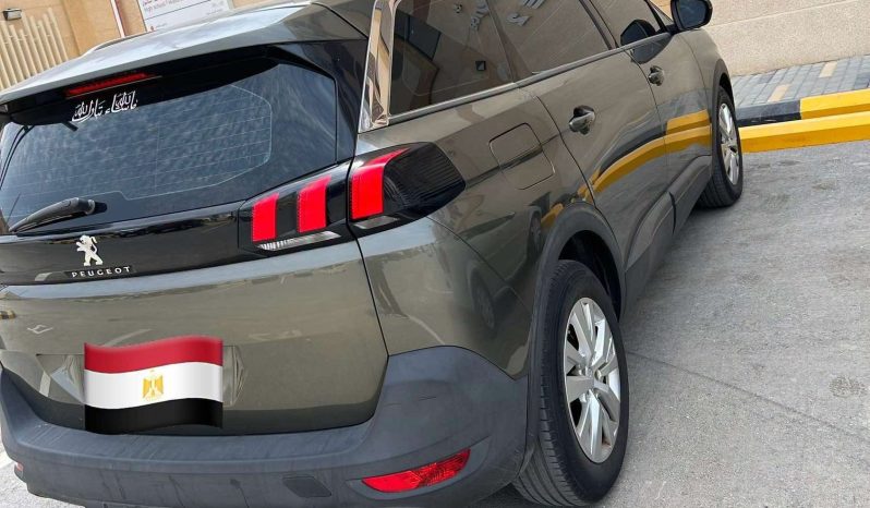 
								2020 Peugeot 5008 سيارة بالرياض full									