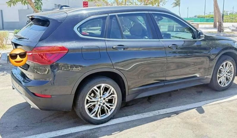 
								سيارة BMW X1 sDrive 2.0i full									