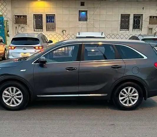 
								سيارة Kia Sorento 2016 full									