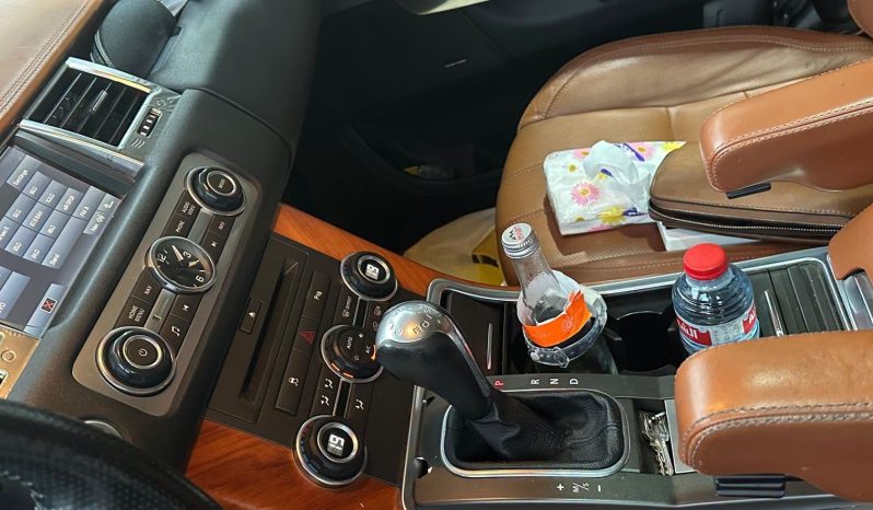 
								Range Rover Sport 2010 full									