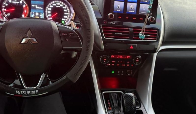 
								Mitsubishi Eclipse Cross 2023 سيارة  full									