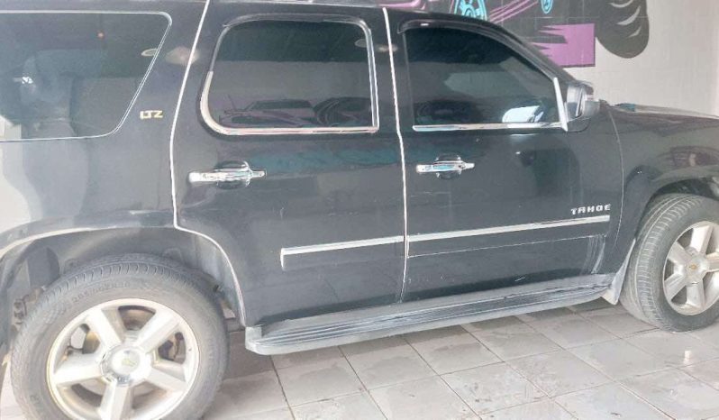 
								سيارة Chevrolet Tahoe موديل 2010 بالرياض full									