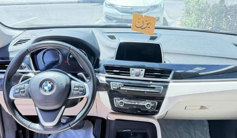 
								سيارة BMW X1 sDrive 2.0i full									