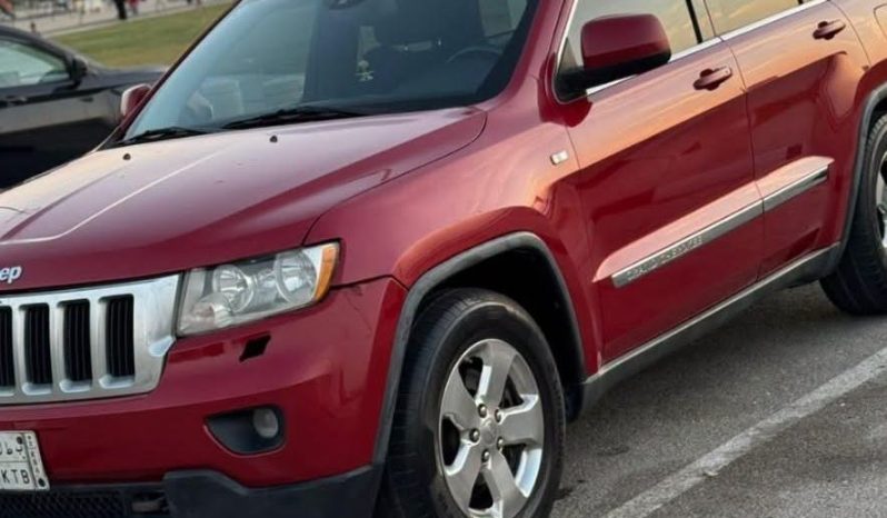 
								سيارة 2011 Jeep Grand Cherokee full									