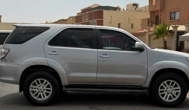 
								سيارة Toyota Fortuner GX 2015 full									