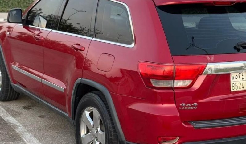 
								سيارة 2011 Jeep Grand Cherokee full									