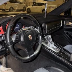
										Porsche Panamera GTS 2013 سيارة  full									