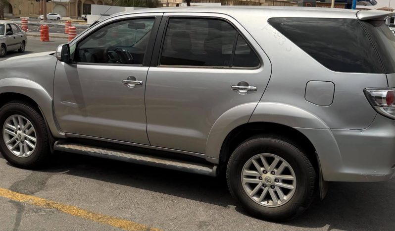 
								سيارة Toyota Fortuner GX 2015 full									