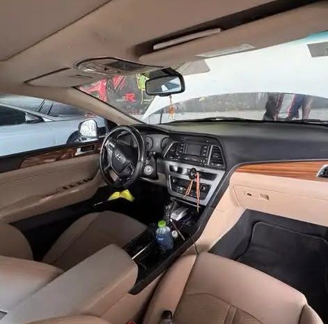 
								سيارة Hyundai Sonata 2016 full									