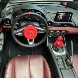 
										سيارة Mazda MX-5 موديل 2021 full									