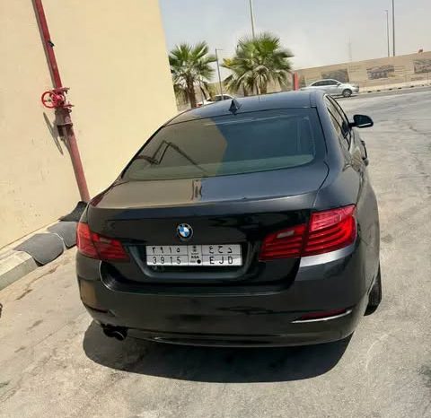 
								BMW 520 2015 للبيع في الرياض full									