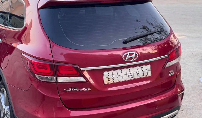 
								سيارة Hyundai Santa Fe 2017  full									
