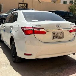 
										Toyota Corolla موديل 2015 بالرياض full									