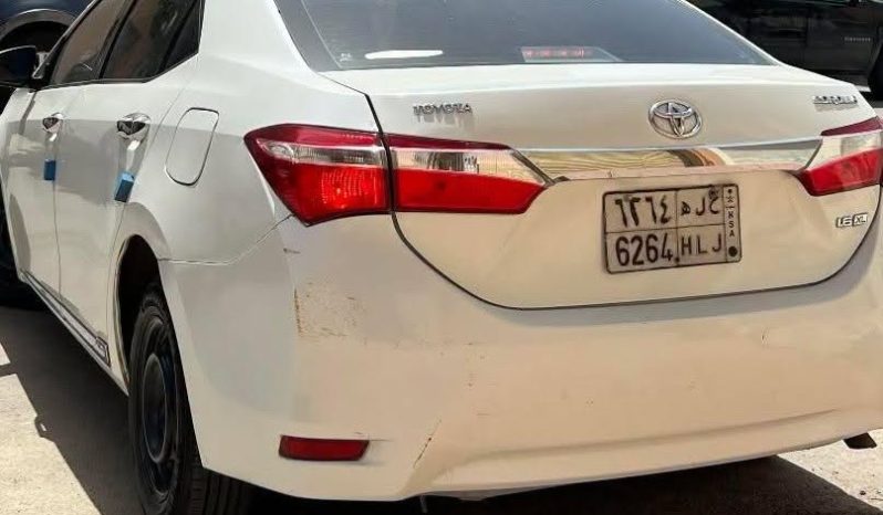 
								Toyota Corolla موديل 2015 بالرياض full									