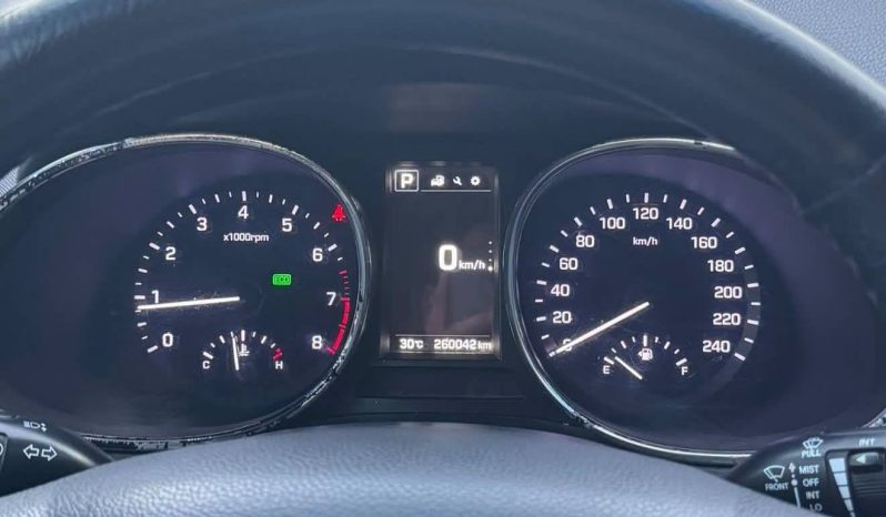 
								سيارة Hyundai Santa Fe 2017  full									
