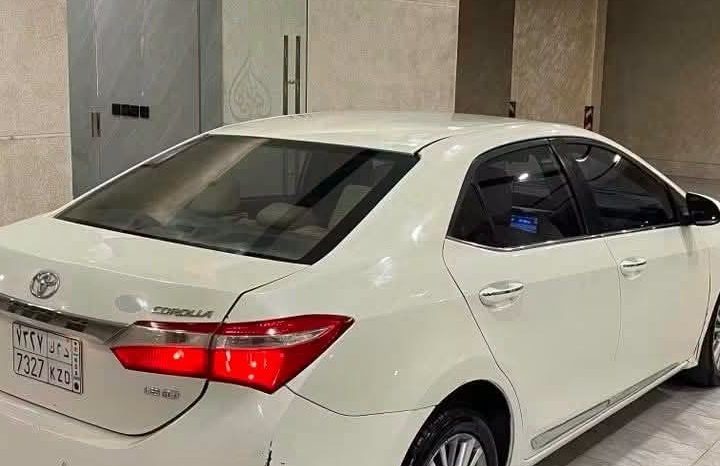 
								سيارة Toyota Corolla 2015 بجدة full									
