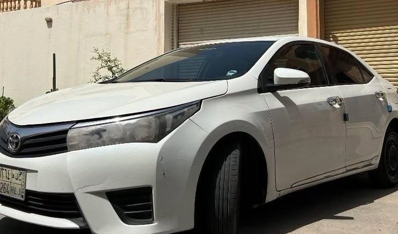 
								Toyota Corolla موديل 2015 بالرياض full									