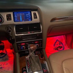 
										سيارة Audi Q7 موديل 2014 full									