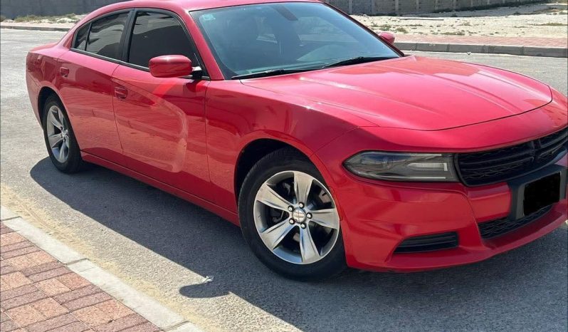 
								Dodge Charger فئة SXT موديل 2021 full									