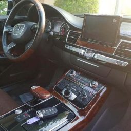
										سيارة Audi A8L موديل 2011 full									