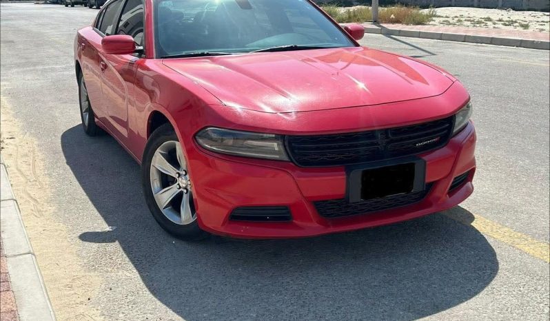 
								Dodge Charger فئة SXT موديل 2021 full									