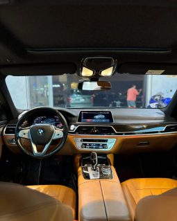 
										سيارة BMW 730 الفئة السابعة موديل 2022 full									