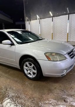 
										سيارة 2006 Nissan Altima بالرياض full									