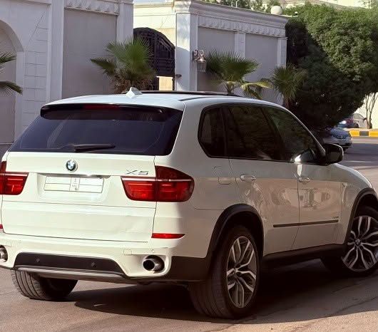 
								سيارة BMW X5 موديل 2013 بالرياض full									