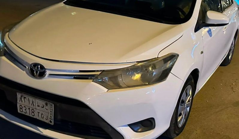 
								سيارة Toyota Yaris 2015 full									