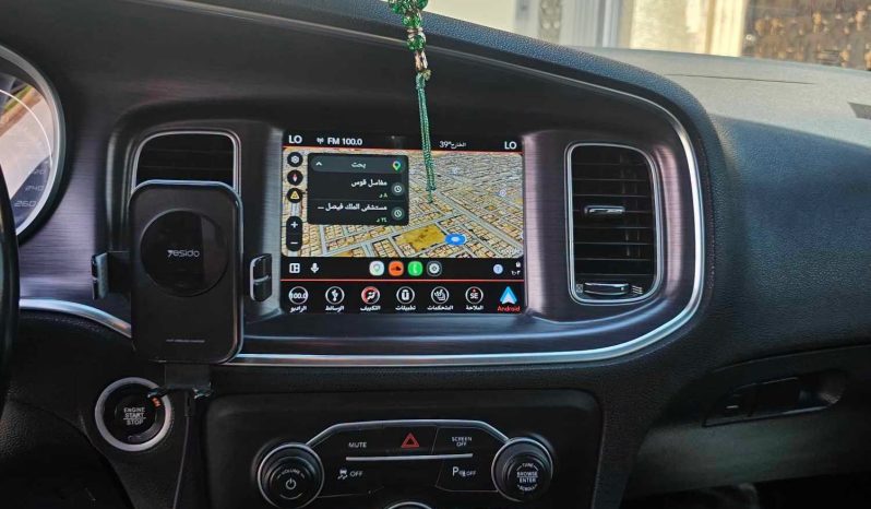 
								سيارة Dodge Charger SXT 2018 full									