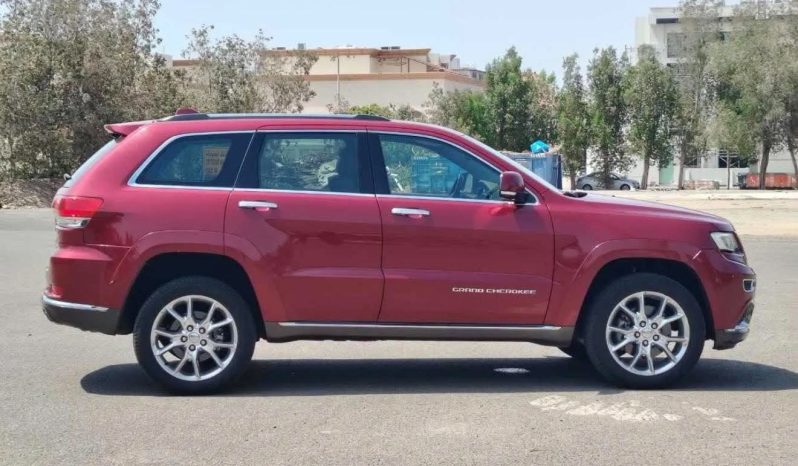 
								 سيارة Jeep Grand Cherokee بجدة full									