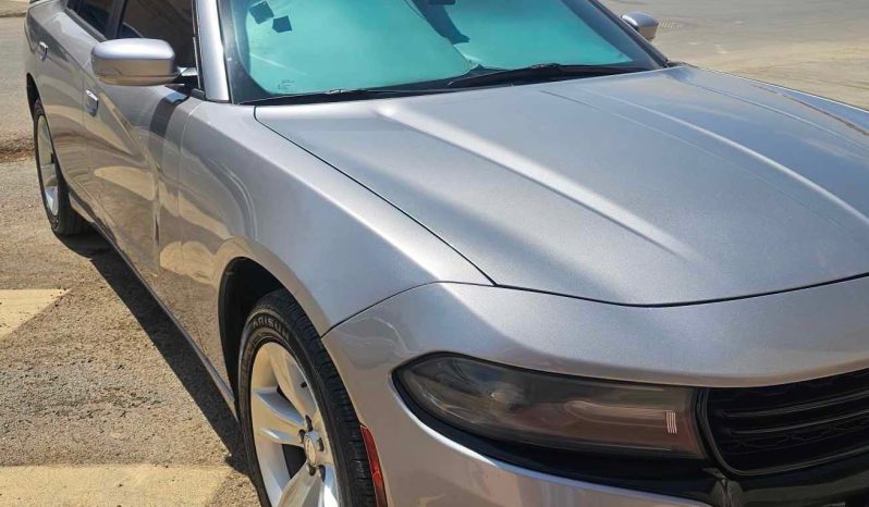 
								سيارة Dodge Charger SXT 2018 full									