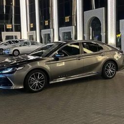 
										سيارة Toyota Camry 2023 full									