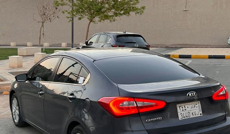 
								سيارة Kia Cerato 2015 بالرياض full									