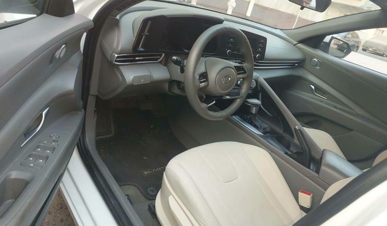 
								سيارة Hyundai Elantra GLS 2023  full									