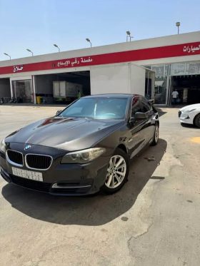 BMW 520 2015 للبيع في الرياض