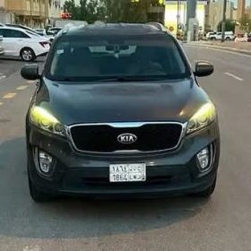 سيارة Kia Sorento 2016