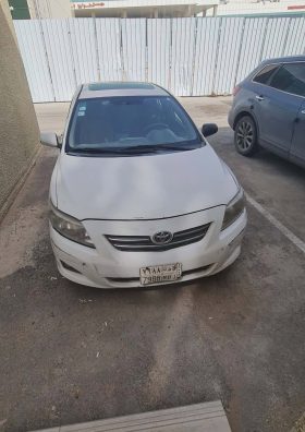 سيارة Toyota Corolla 2010 بالرياض