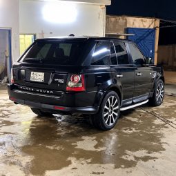سيارة Range Rover Sport بالرياض