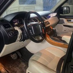 
										سيارة Range Rover Sport  بالرياض full									