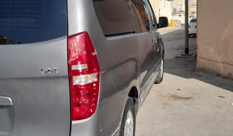 
								سيارة Hyundai H1 بالرياض full									