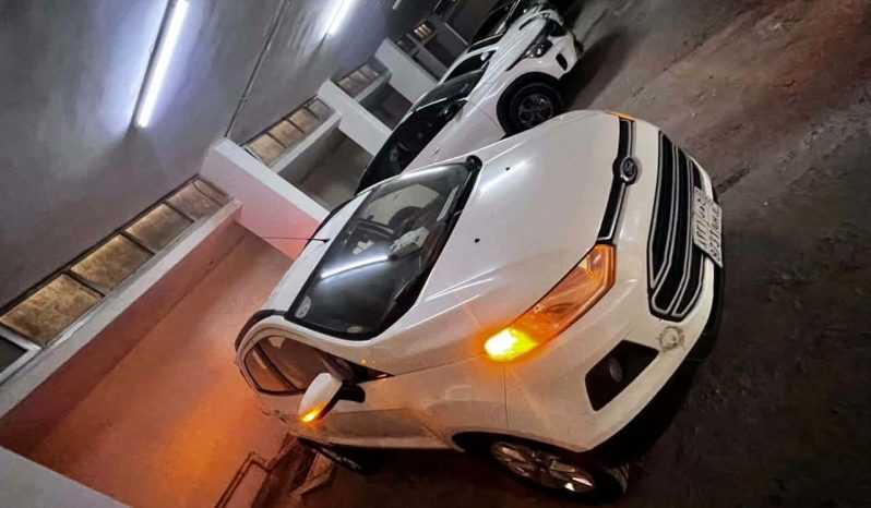 
								سيارة 2015 Ford EcoSport بالرياض full									