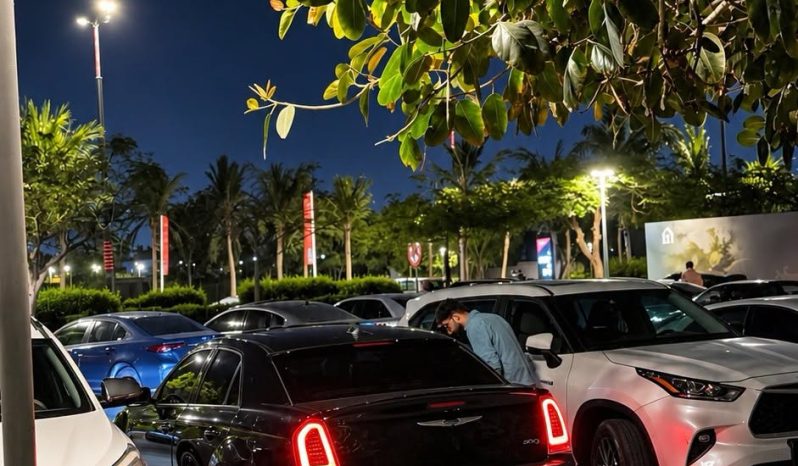 
								سيارة Chrysler 300 بالرياض full									