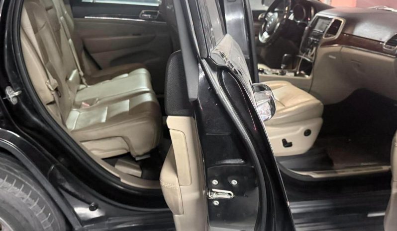 
								سيارة Jeep Cherokee 2011 بالخبر full									