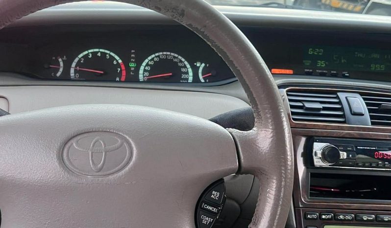 
								سيارة 2000 Toyota Avalon full									
